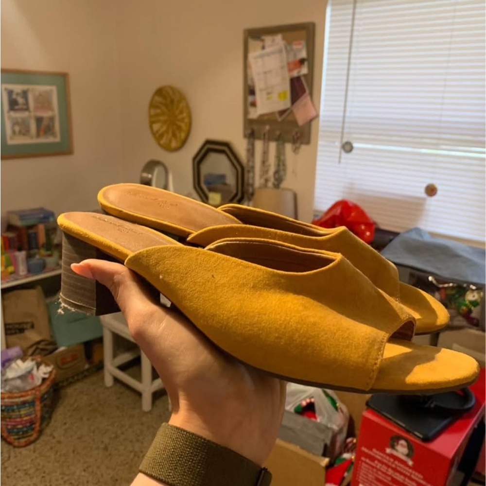 Women's Mustard Yellow Suede Kitten Heels